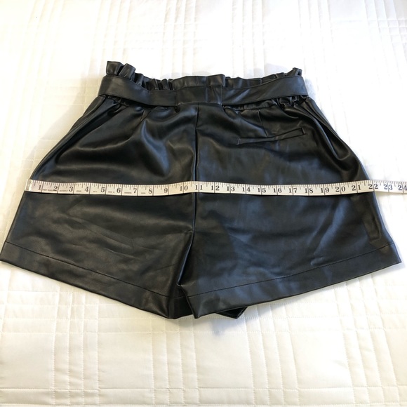 NWOT- VICI Matte Finish Pocketed Faux Leather Tie Shorts. Size L - Picture 10 of 15